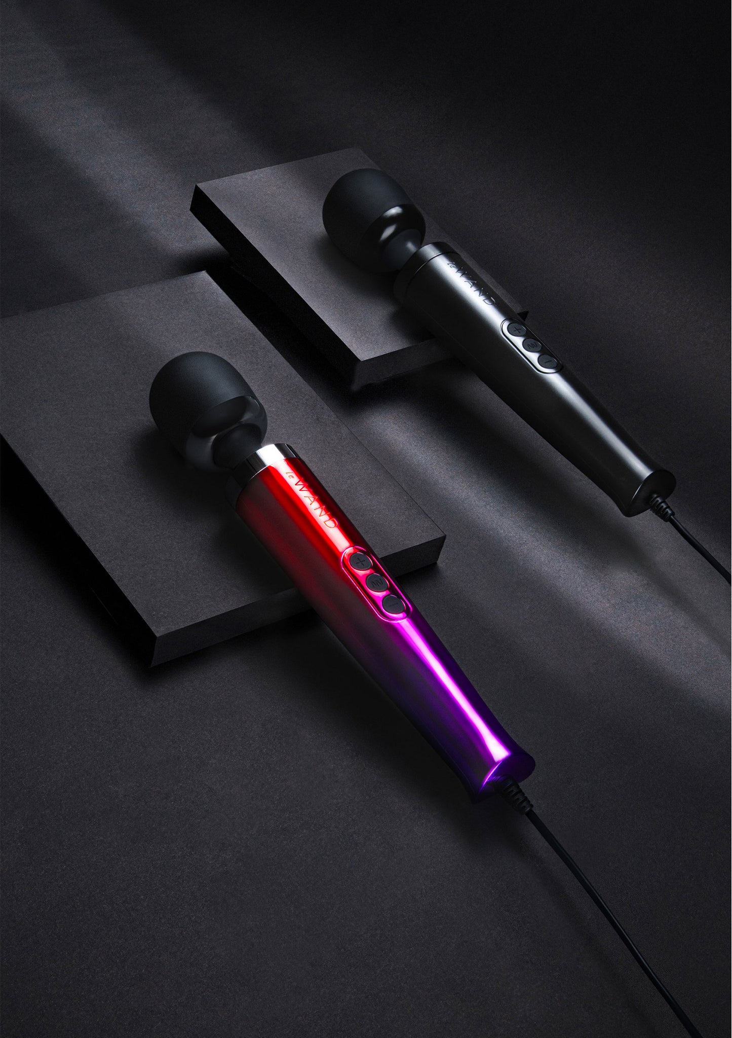 Le Wand Die Cast Plug-In Vibrating Massager MULTICOLOR - 7