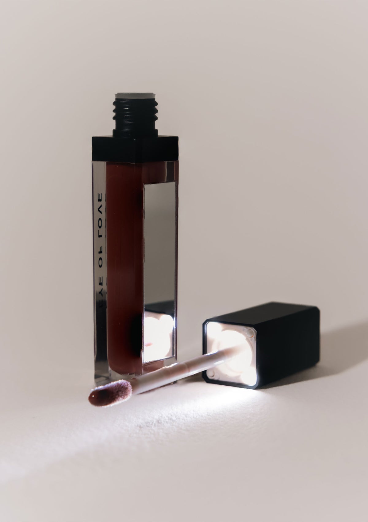 Crimson Kiss Pheromone Lip Gloss 8ml RED 8 - 3